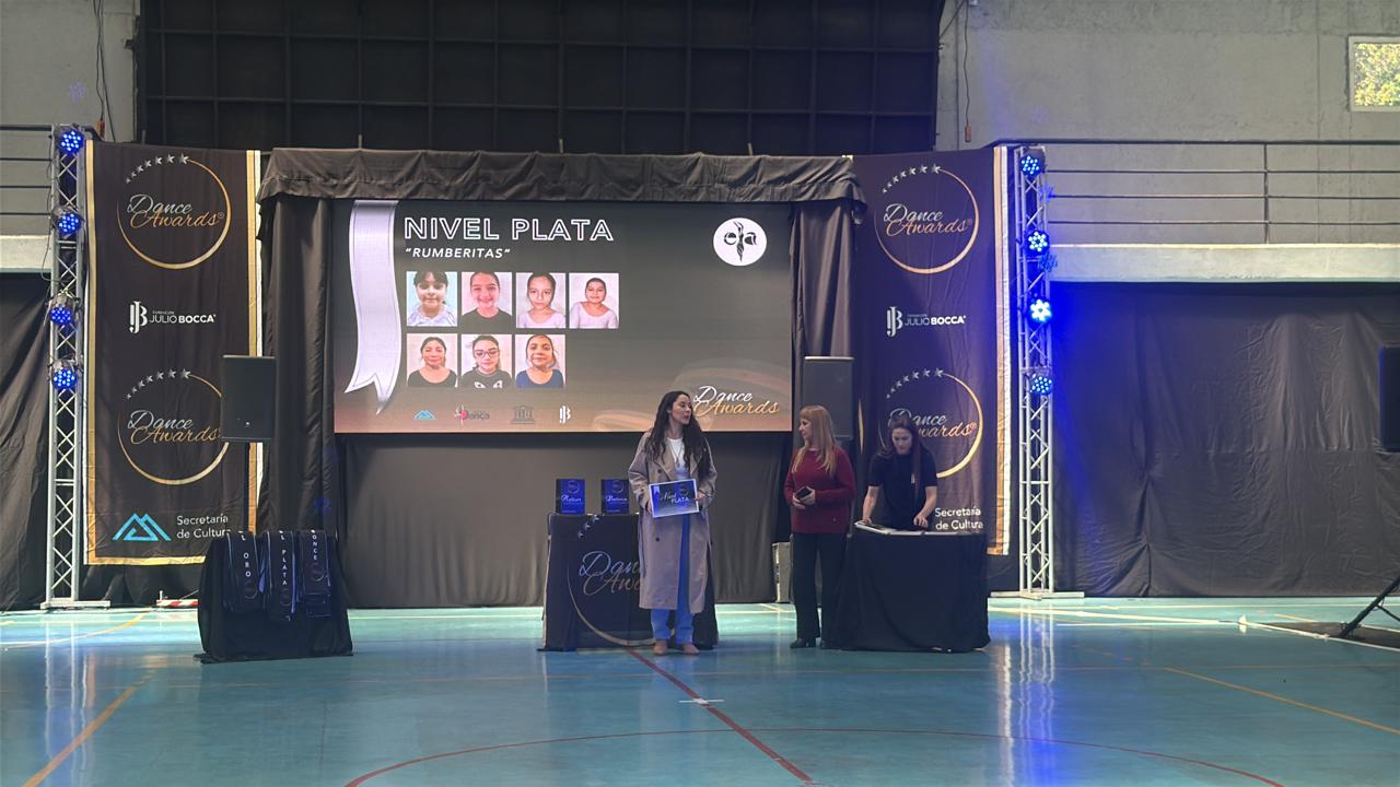 Con Eleonora Cassano como maestra y jurado, se realizó una nueva edición de Dance Awards