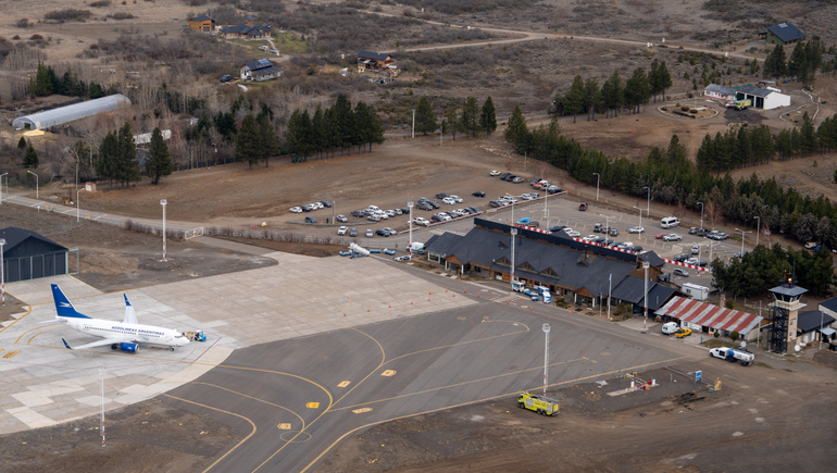Cierre del aeropuerto por trabajos en pista y plataforma