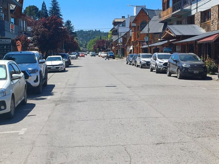 Actualizan tarifas y extienden horario del estacionamiento medido