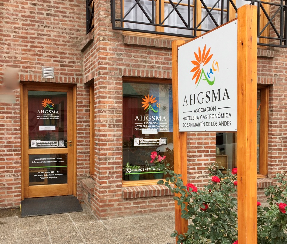 Capacitación sobre energías renovables en la Asociación Hotelera Gastronómica