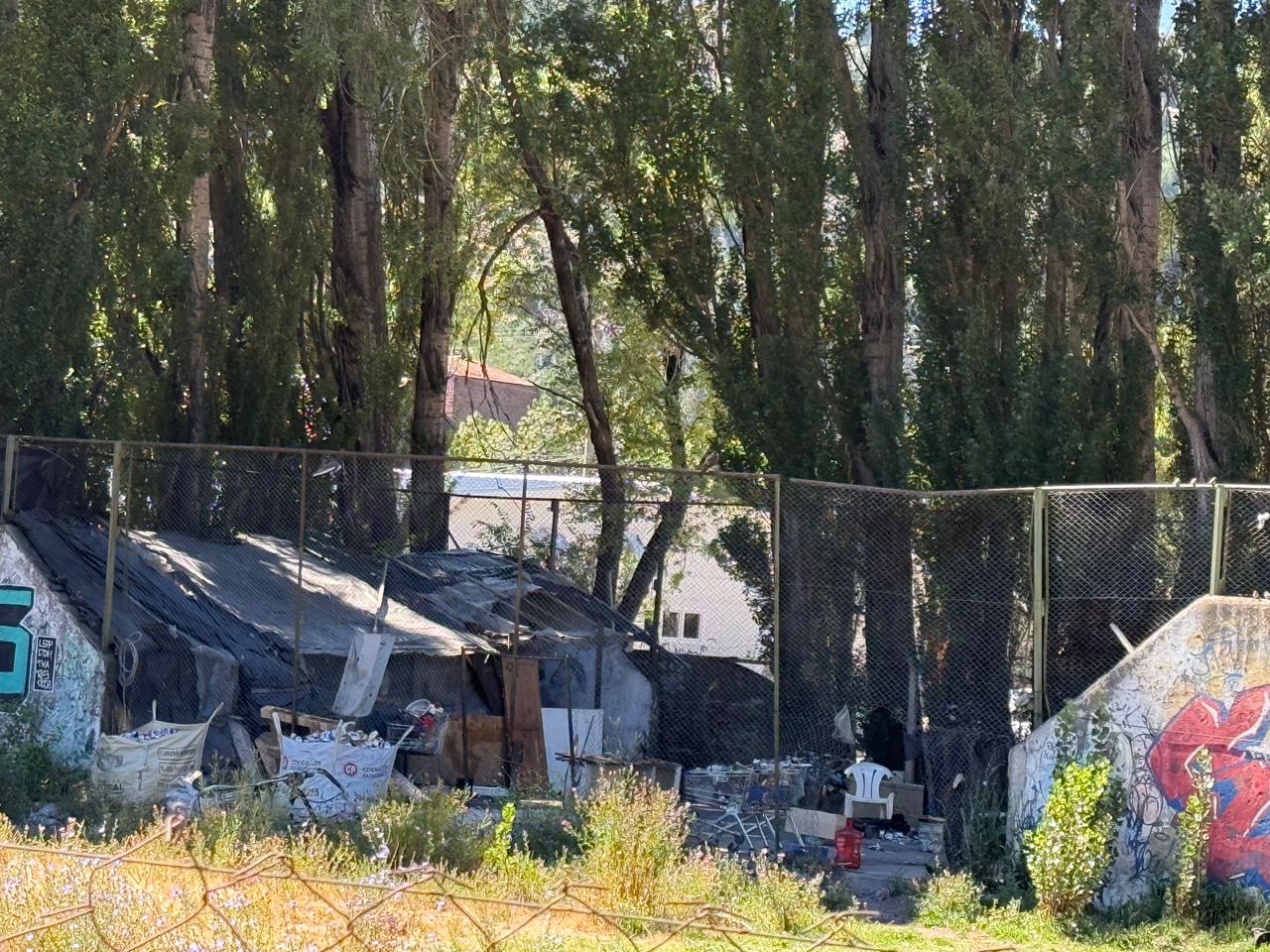 Expone situaciones de vulnerabilidad social e inseguridad en el Parque Lineal Pocahullo.