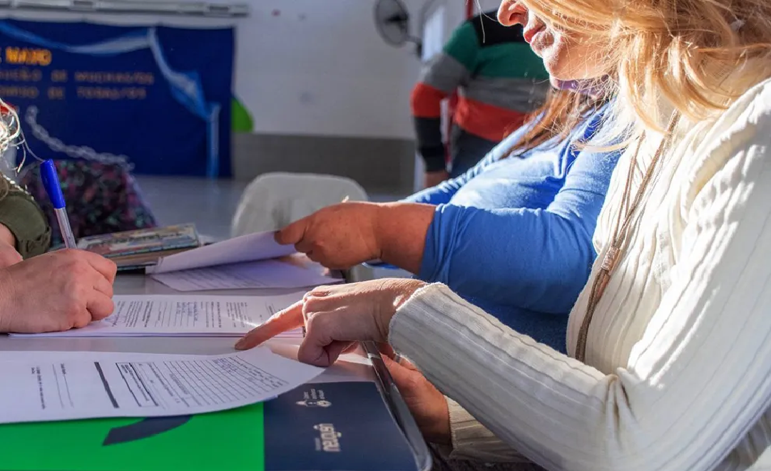 Inscriben para las becas Gregorio Álvarez para estudiantes de todos los niveles