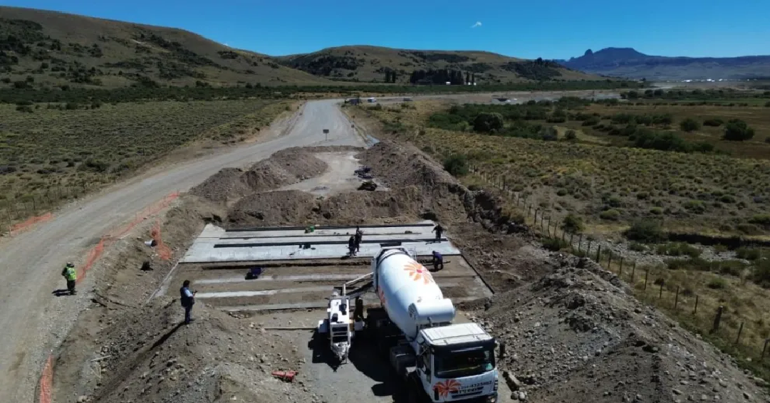 Trabajan para mejorar el ingreso al Lago Huechulafquen
