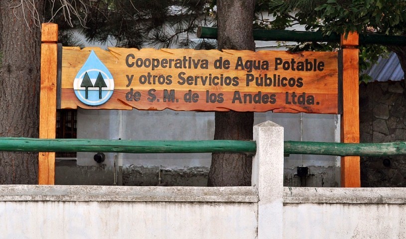 Corte del suministro de agua en zona centro por rotura de caño maestro