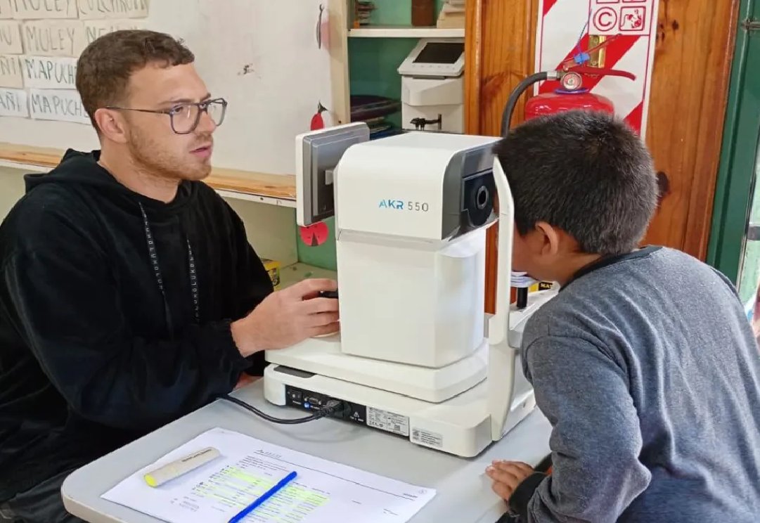 Más de 120 alumnos de escuelas de Junín de los Andes recibirán sus lentes