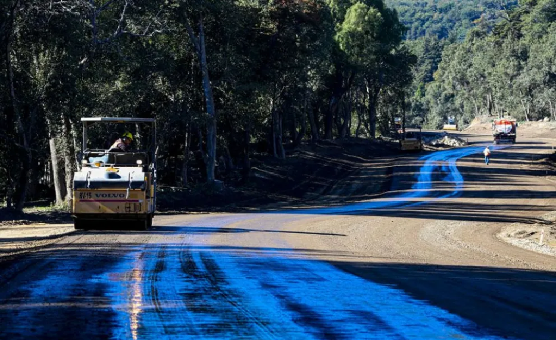 La pavimentación de la Ruta N°65 a Villa Traful supera el 50% de ejecución
