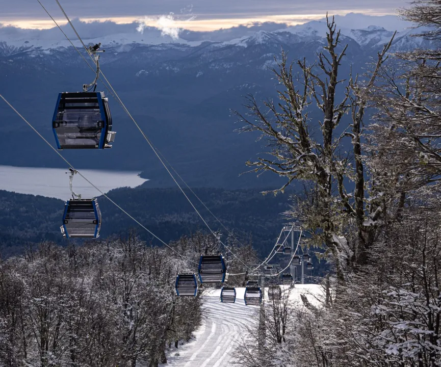 Cerro Chapelco inaugura su nueva telecabina