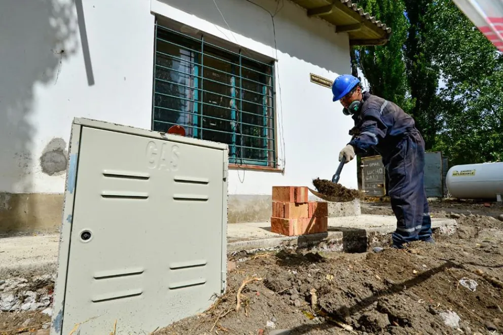 Imagen de la noticia "Cerca de 900 nuevos usuarios del servicio de gas en el sur neuquino" publicada por radiofmdellago.com.ar