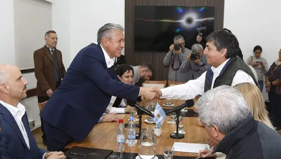 El gobierno neuquino y los gremios estatales firmaron nuevo acuerdo salarial