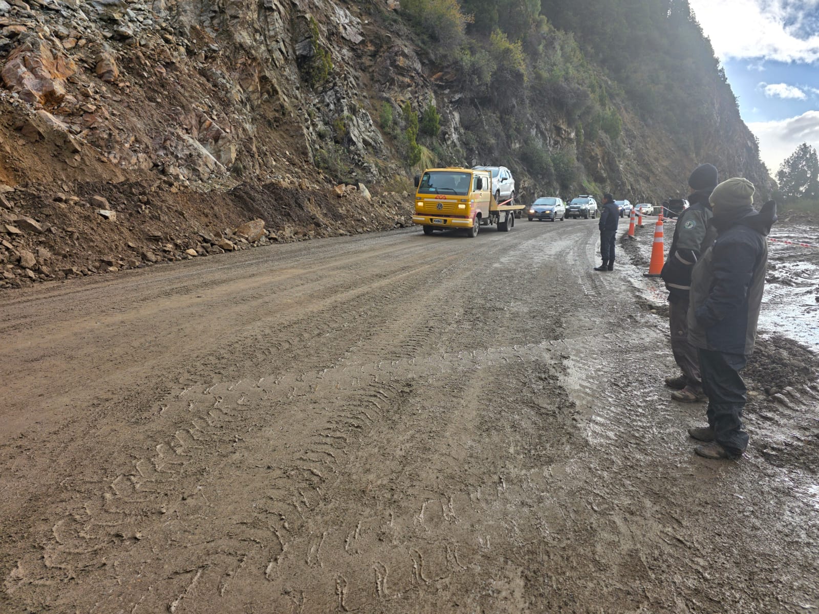 Reabrieron la Ruta Siete Lagos tras el derrumbe cerca de San Martin de los Andes