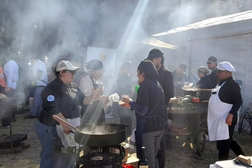 Impulsan gastronomía y turismo local con una nueva carrera en Junín de los Andes.