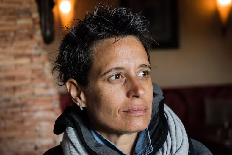 Agreden en la vía pública a Valeria López Oronoz la vecina que pidió el juicio político del intendente Carlos Saloniti