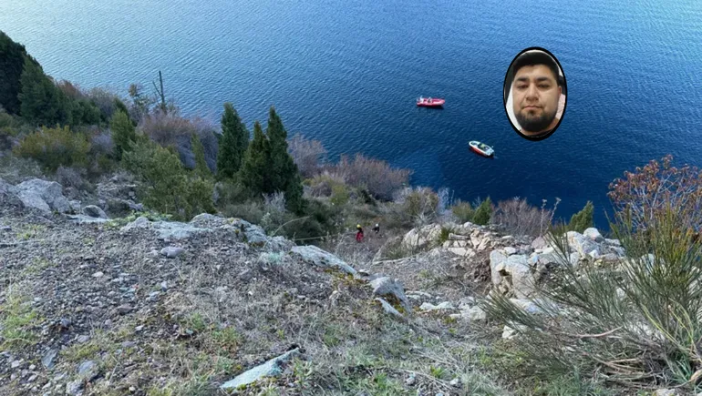 Joven fallece tras caer con su auto al Lago Lacar en la Ruta Siete Lagos cerca de San Martin de los Andes.-