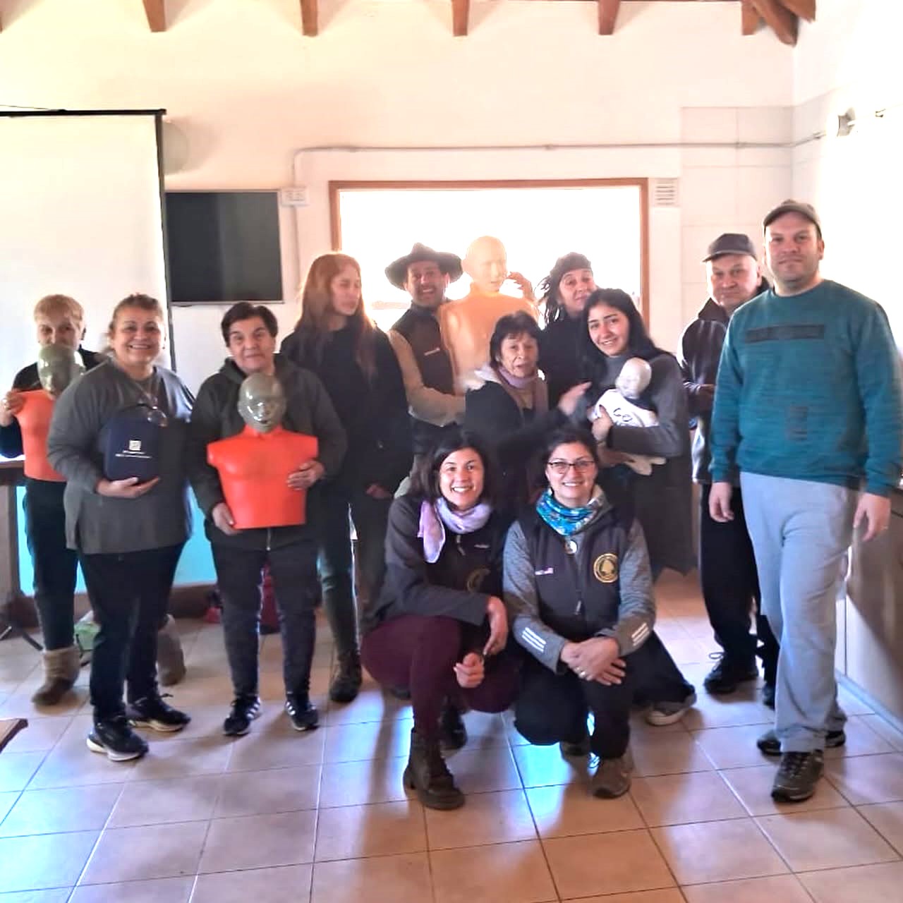 Capacitación en primeros auxilios en Hua Hum