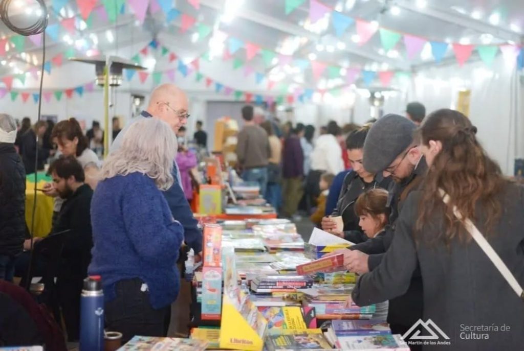 La Feria Regional del Libro de San Martin de los Andes celebra sus 20 años