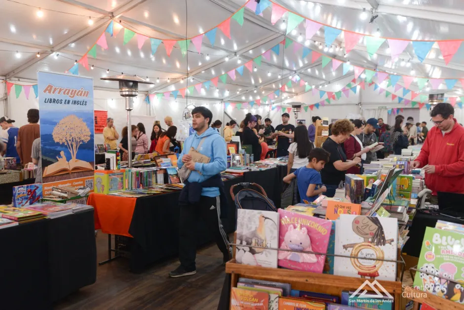 La Feria Regional del Libro festeja 20 años con el lema “Leer para construir Democracia”