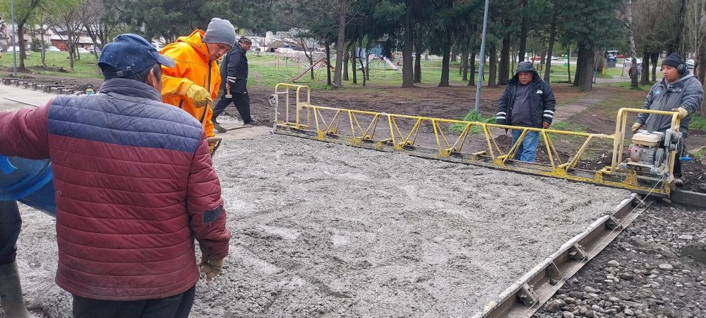 Avanzan las obras de pavimentación en Chacra 4