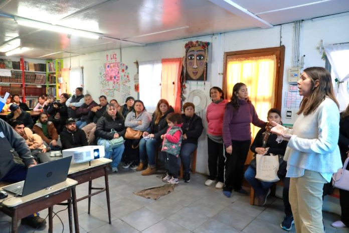 Avanza el proceso de regularización dominial en Chacra 4.