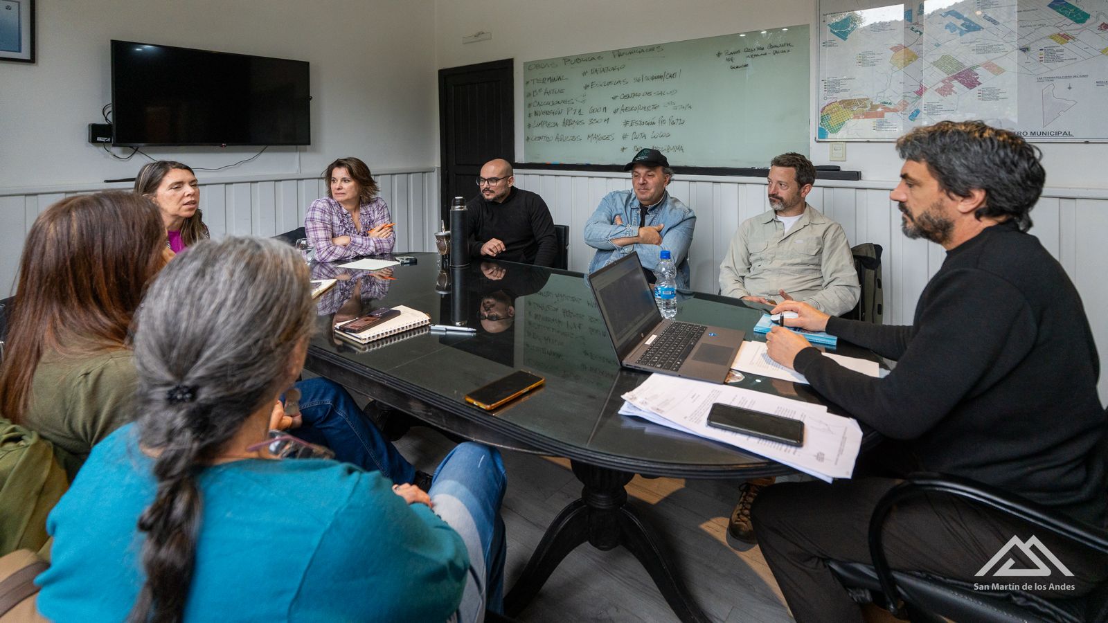 Vecinos del Barrio El Trebol se reunieron con el intendente Carlos Saloniti